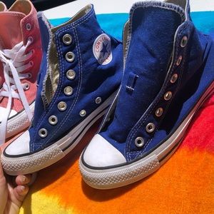 Blue high top converse